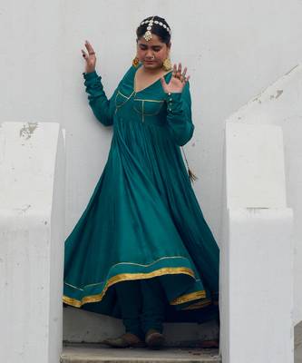 Green avni anarkali set 1