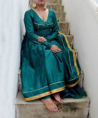 Green avni anarkali set 5