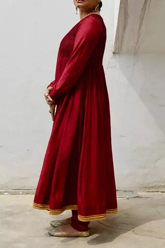 Wine aria anarkali set