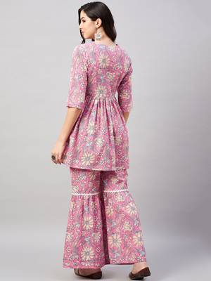 Winered woman pink floral print lace detailing sharara set 5