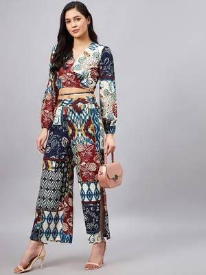 Winered woman navy blue patch print crop top & pant set 2