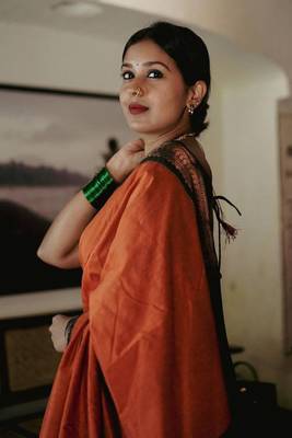 Elegant Orange and Green Zari Woven Saree: Perfect for Parties and Festive Celebrations 3