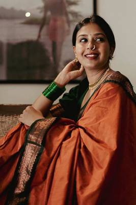 Elegant Orange and Green Zari Woven Saree: Perfect for Parties and Festive Celebrations 4