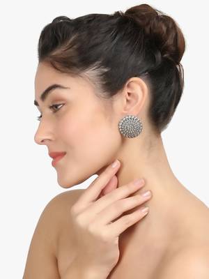 Silver-plated oxidised circular studs 4