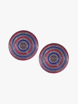 Look like silver circular shaped studs 3