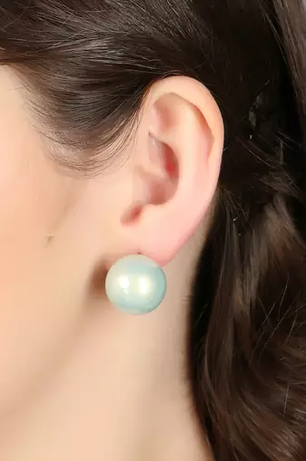 Women gold plated mint green pearl tops stud earrings