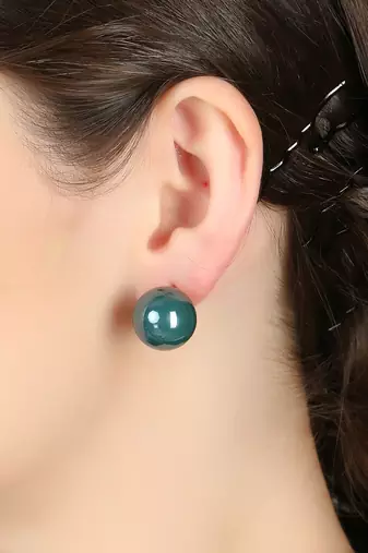 Women gold plated dark green pearl tops stud earrings