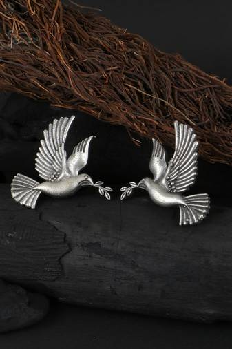 Silver-plated bird shape handcrafted studs