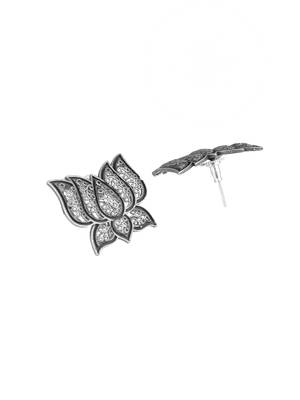 Silver-plated lotus shape handcrafted studs 3