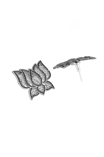 Silver-plated lotus shape handcrafted studs
