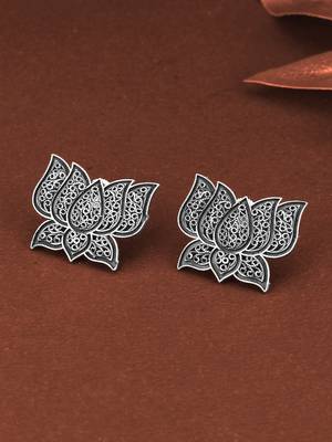 Silver-plated lotus shape handcrafted studs 5