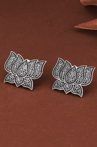 Silver-plated lotus shape handcrafted studs