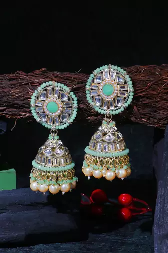 Gold-plated kundan-studed pearl beaded dome shape jhumki