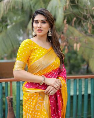 Yellow Pink Woven Design Bandhej silk blend Saree With Blouse 5