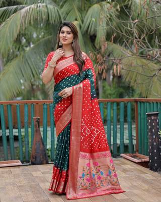 Red Green Woven Design Bandhej silk blend Saree With Blouse 3