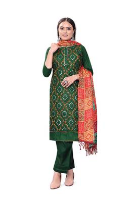 Women's green heavy thread embrodiery mirror work with print dupatta cotton dress material 1