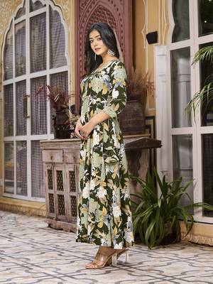 Womens Deep Green Printed Floral Dress 3