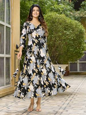 Womens Black Printed Floral Dress 1