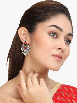 Silver-plated red and green stone-studded classic earing 1