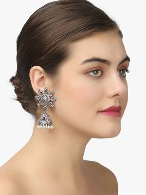 Women oxidised silver-plated flower shape earring 3