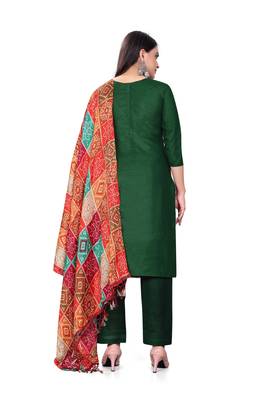 Women's green heavy thread embrodiery mirror work with print dupatta cotton dress material 3
