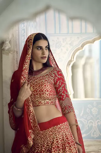 RED ZARI HEAVY EMBROIDERED GEORGETTE DESIGNER BRIDAL WEDDING & PARTY WEAR FESTIVAL SEMI STITCHED LEHENGA