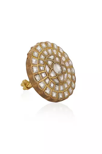 White flower jadtar ring