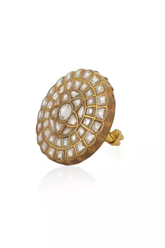 White flower jadtar ring