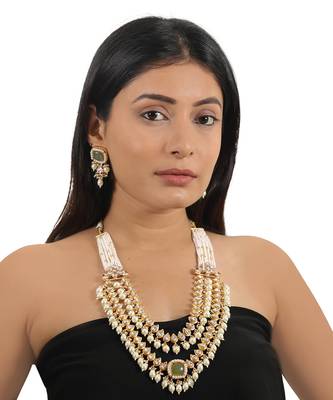 Mint green stone and white pearl necklace set 1