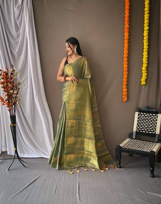 LIGHT GREEN GOREGOUS  TISSUE SILK SAREE 1