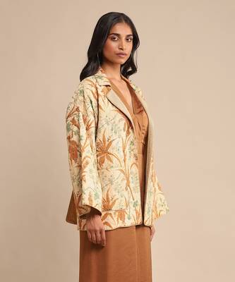 RITU KUMAR Ecru botanical print quilted jacket 3
