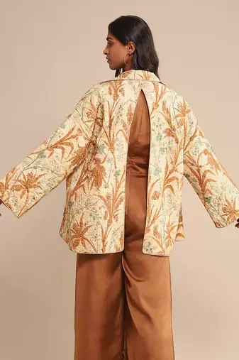 RITU KUMAR Ecru botanical print quilted jacket