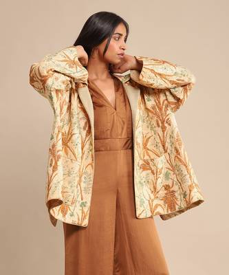 RITU KUMAR Ecru botanical print quilted jacket 5