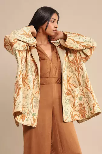 RITU KUMAR Ecru botanical print quilted jacket