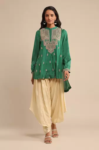 Green embroidered viscose silk kurti