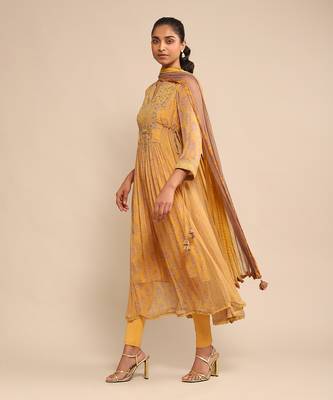 RITU KUMAR Yellow embroidered kurta set 2