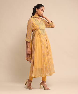 RITU KUMAR Yellow embroidered kurta set 3