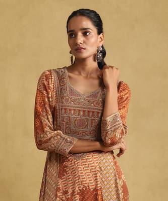 Rust micro print embroidered kurta set 5
