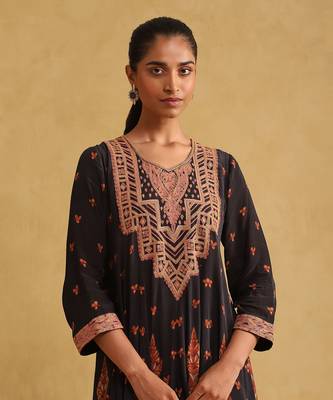 RITU KUMAR Black printed kurta set 5