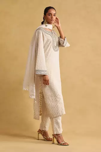 RITU KUMAR Off white embroidered kurta set