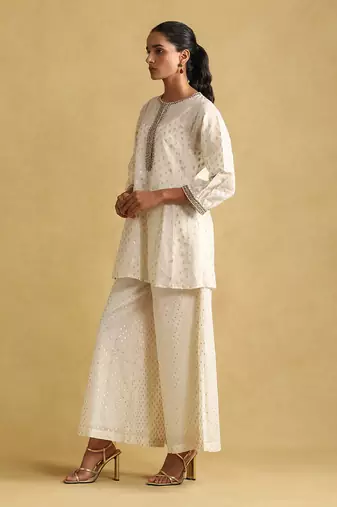 RITU KUMAR Off white embroidered ensemble kurti set