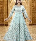 Women Paisley Anarkali Kurta in Light Green