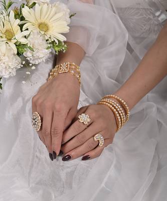 Gold kundan bracelet 2