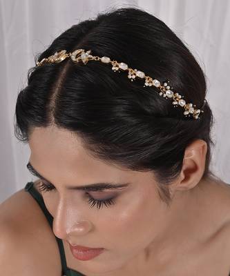 White kundan headgear 1