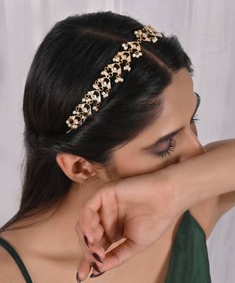 White kundan and pearl headgear 1
