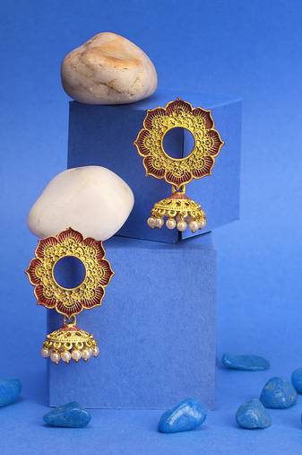 Women gold-plated flower shaped stone studded dome-shaped jhumkas copper jhumki earring