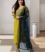 Women Green Embroidery Kurta Set with Net Dupatta