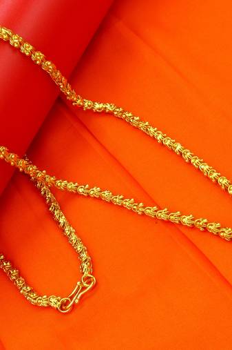 Golden gajara chain necklace with pendant