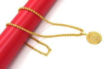 Golden gajara chain necklace with pendant 2