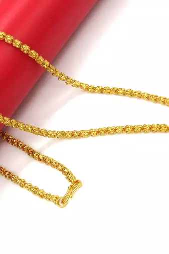 Golden gajara chain necklace with pendant